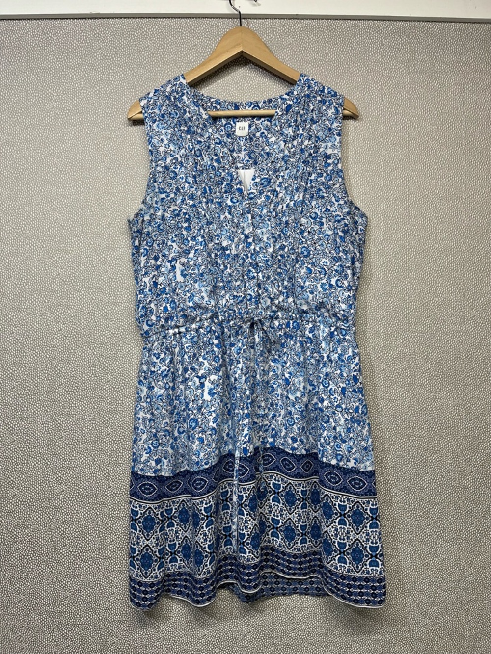 L GAP Blue Floral and Paisley Pintuck Summer Sleeveless Shirt Dress